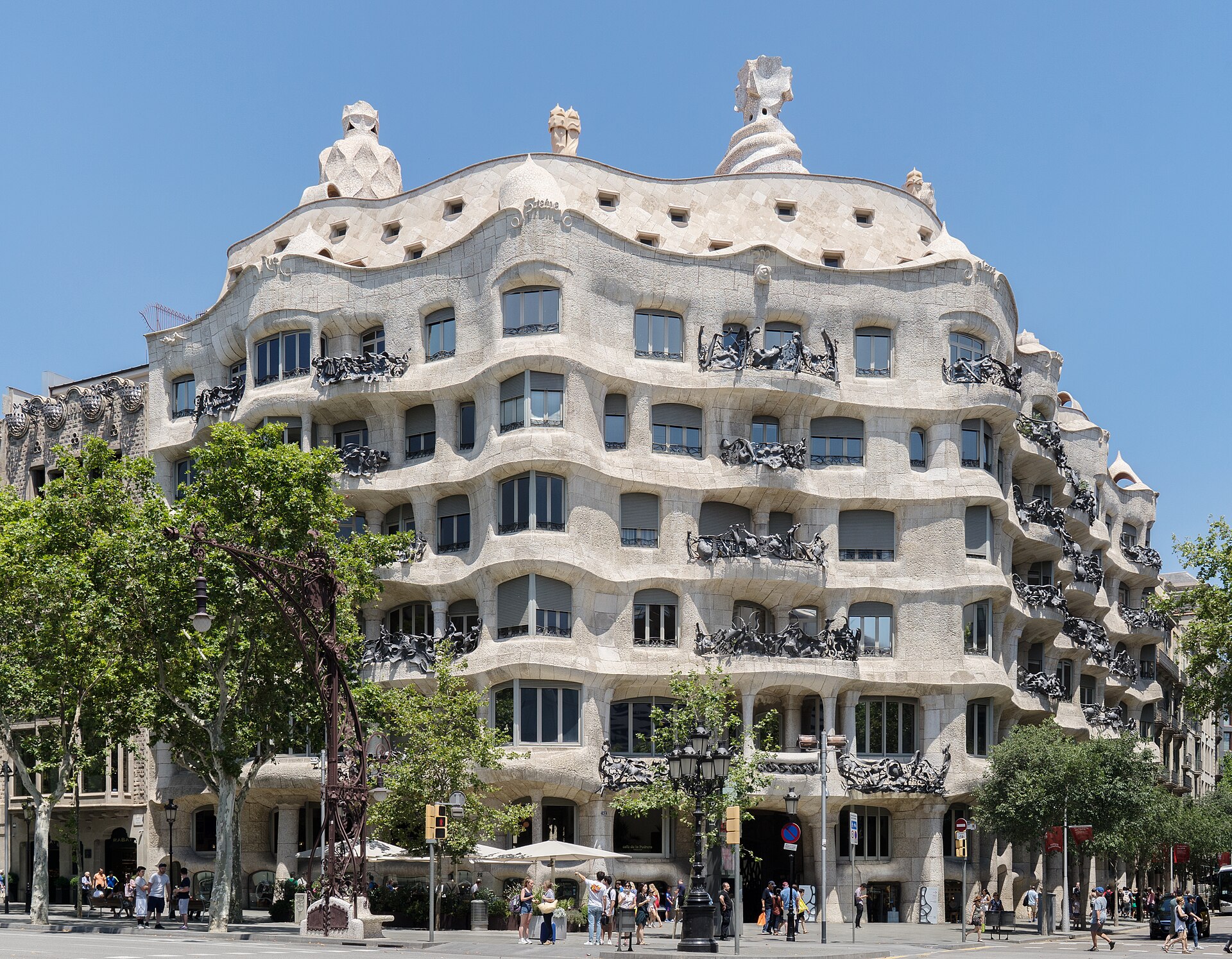 La Pedrera (Casa Milà) by Antoni Gaudí — Barcelona, Spain